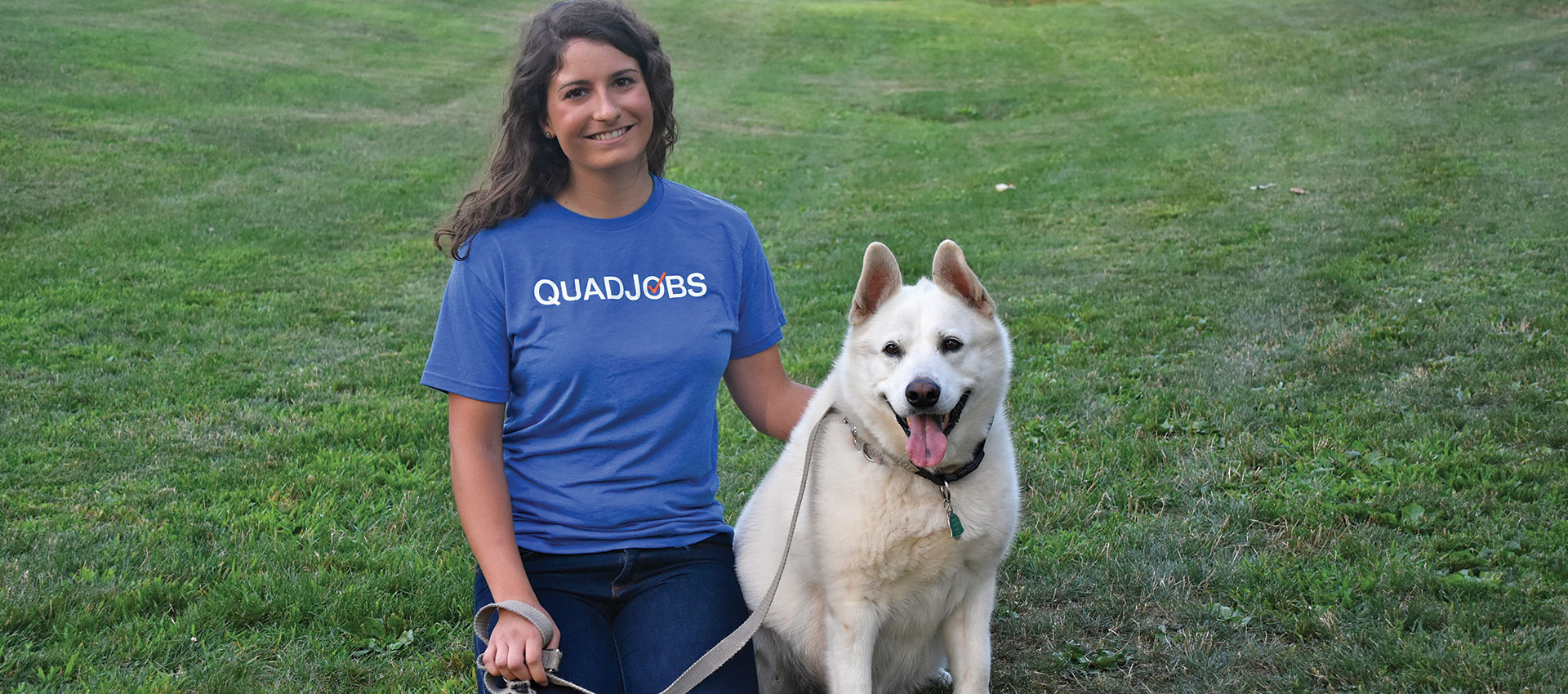 Quadjobber caring for a dog